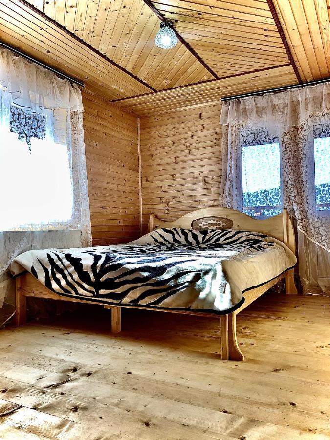 Вілла Зозуля マイコリチン エクステリア 写真